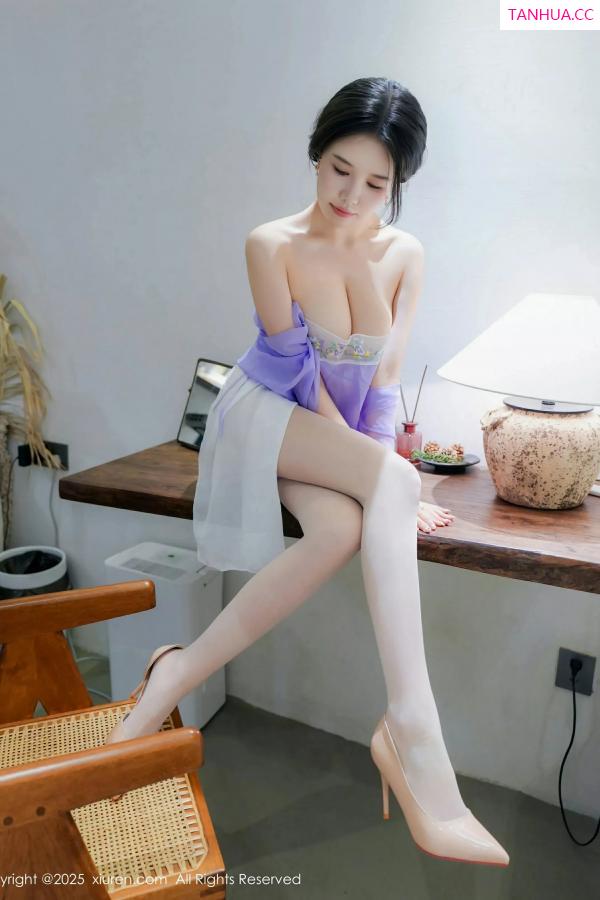 袁圆  [XiuRen]高清写真图 2025.06.06 No.10376 袁圆 姿色汉服第18张图片
